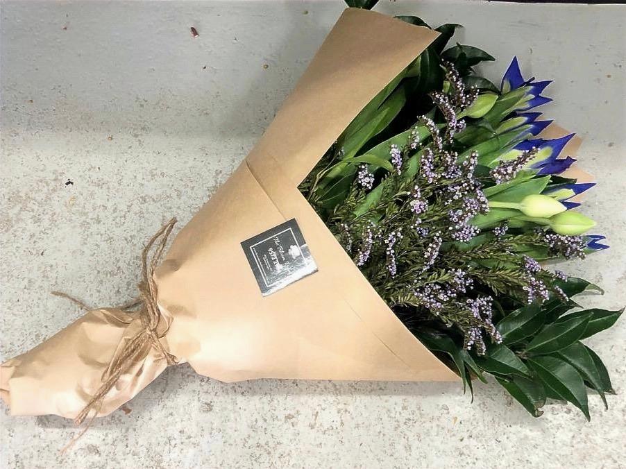 Same Day Flower Delivery - Seasonal Fresh Cut Flowers - Naz Flowers and Gifts
