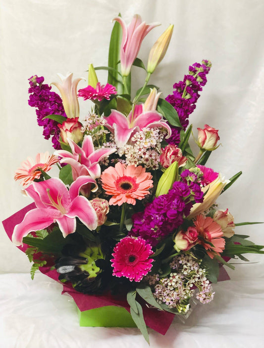 Same Day Flower Delivery - Pretty In Pink - Naz Flowers and Gifts