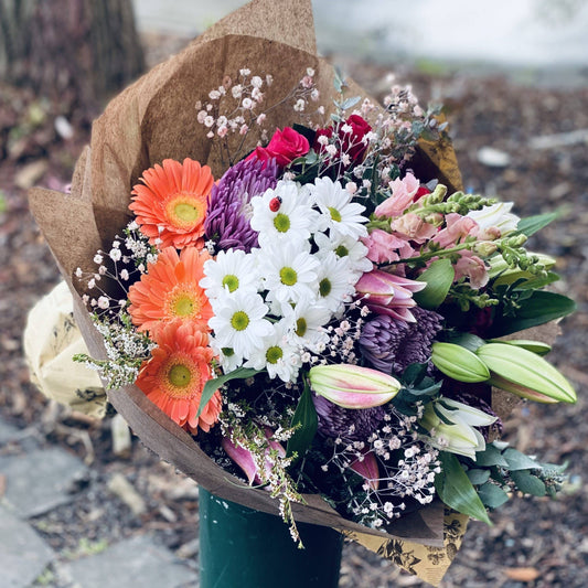 Same Day Flower Delivery - Floral Affairs Style - Naz Flowers and Gifts