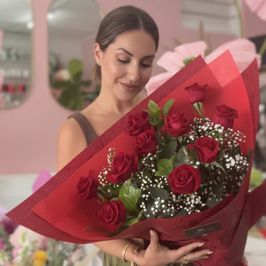  Valentine's Day Classic Romance Bouquet (Standard) - Flower Delivery Melbourne