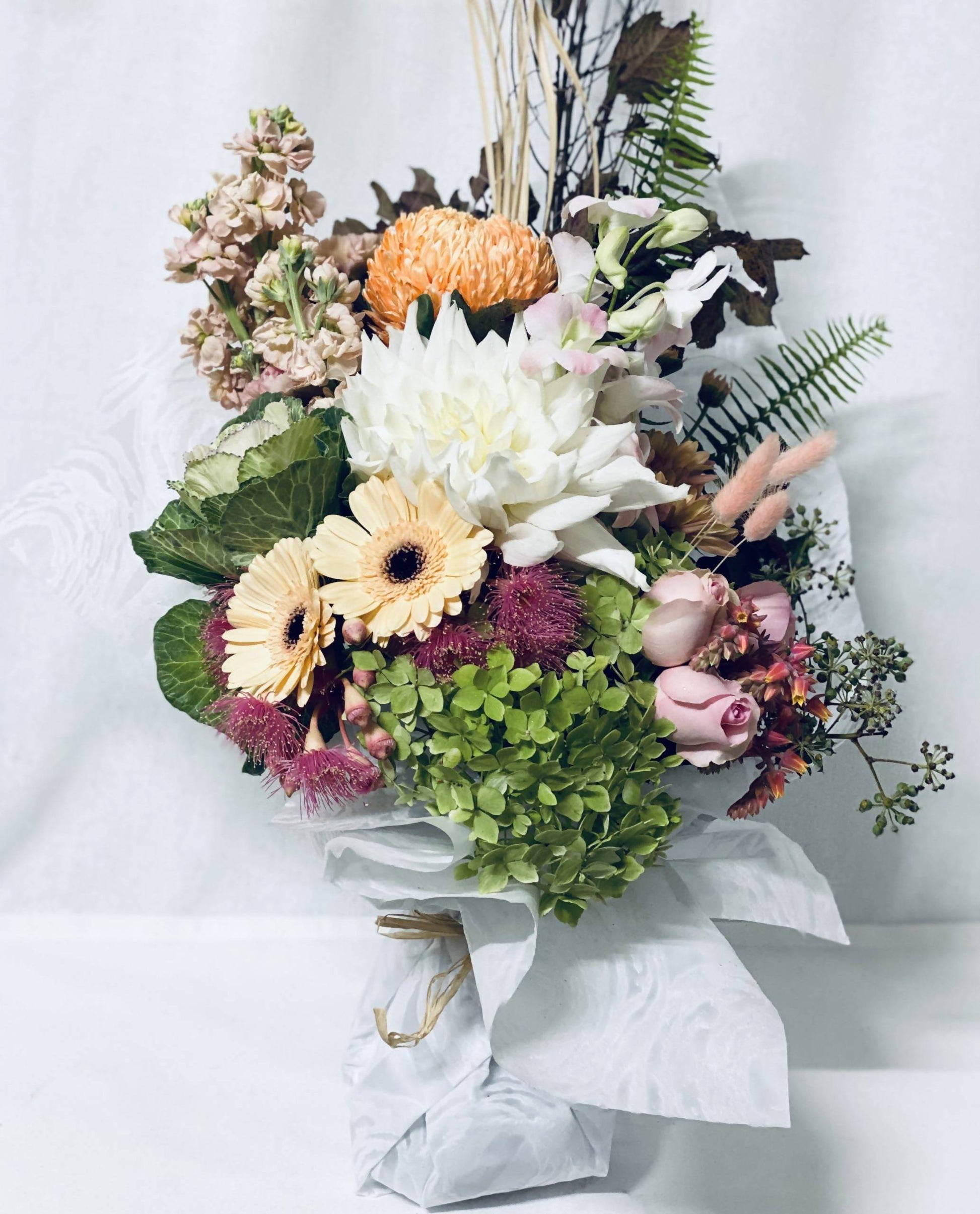 Same Day Flower Delivery - A Peaches & Cream Bouquet - Naz Flowers and Gifts